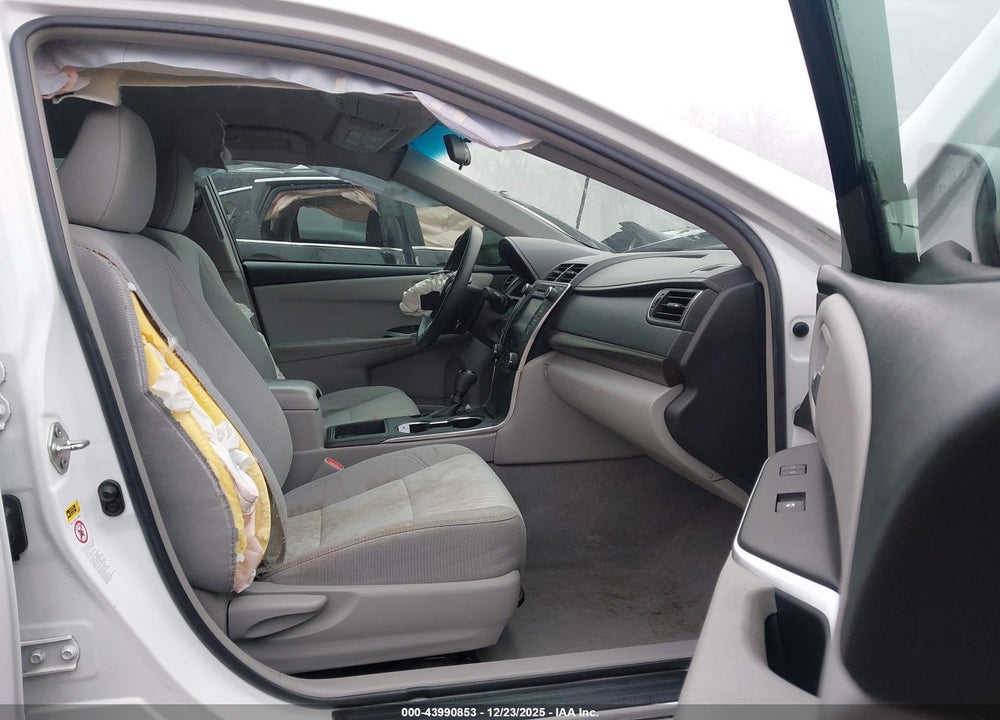 2016 TOYOTA CAMRY LE VIN: 4T1BF1FK5GU177292