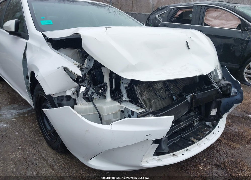 2016 TOYOTA CAMRY LE VIN: 4T1BF1FK5GU177292