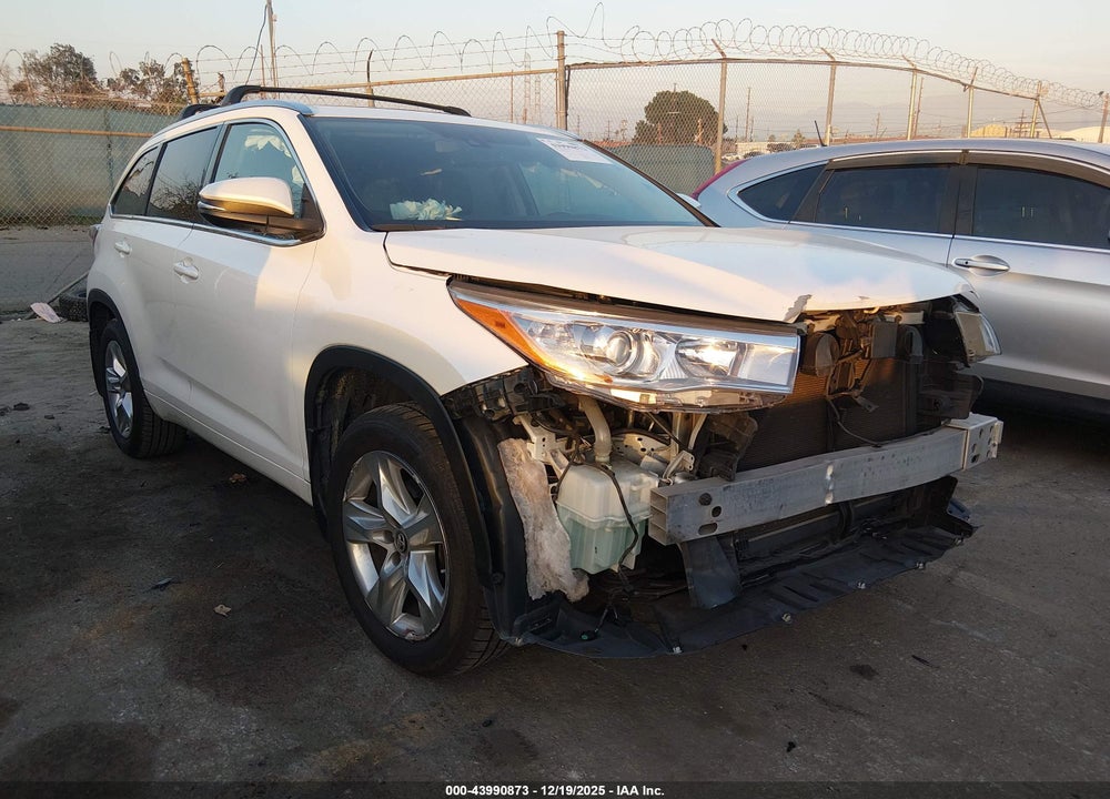 2016 TOYOTA HIGHLANDER LIMITED PLATINUM VIN: 5TDDKRFH8GS310952