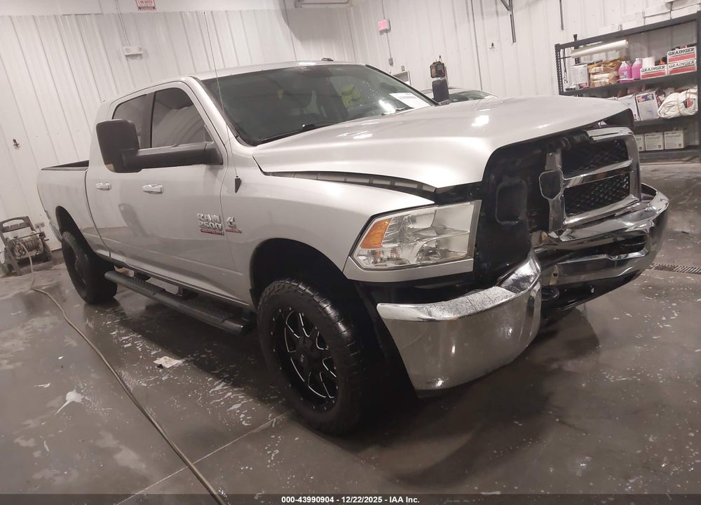 2016 RAM 2500 SLT VIN: 3C6UR5MLXGG224415