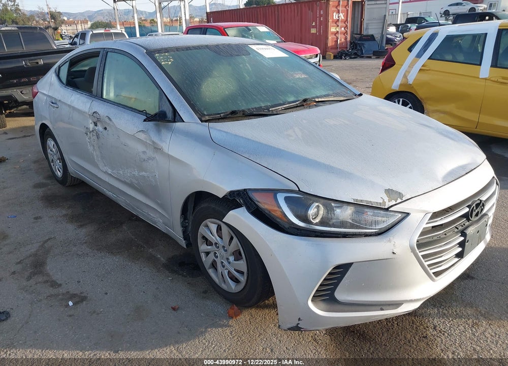 2017 HYUNDAI ELANTRA SE VIN: 5NPD74LFXHH190179
