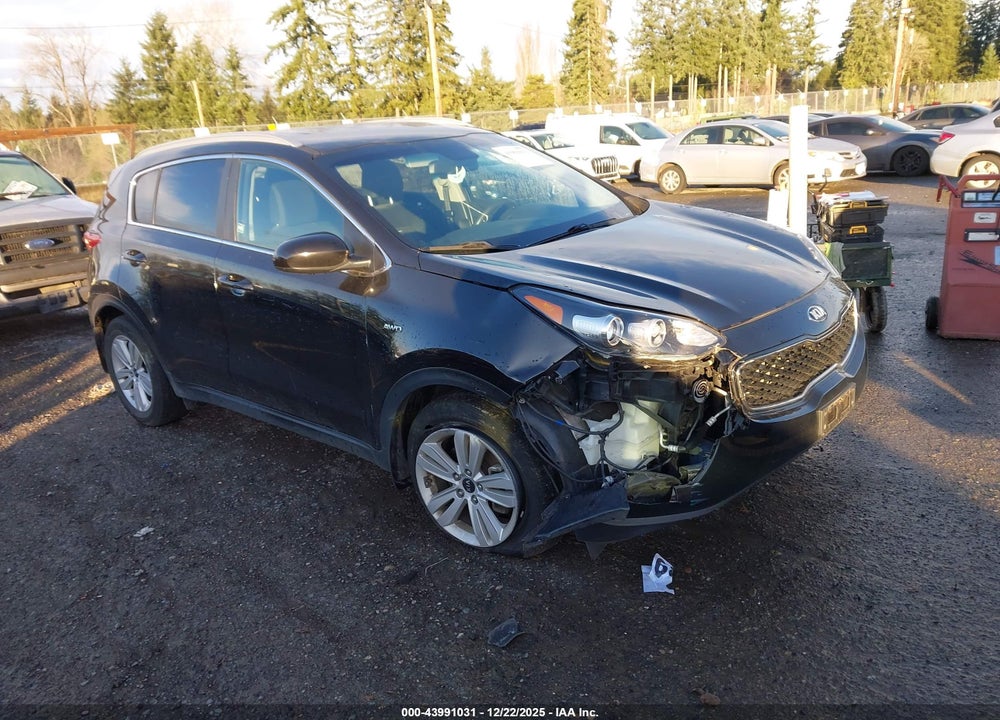 2018 KIA SPORTAGE LX VIN: KNDPMCAC5J7462754