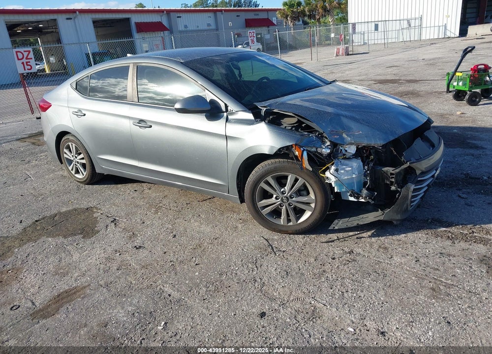 2018 HYUNDAI ELANTRA SEL VIN: KMHD84LF5JU613917