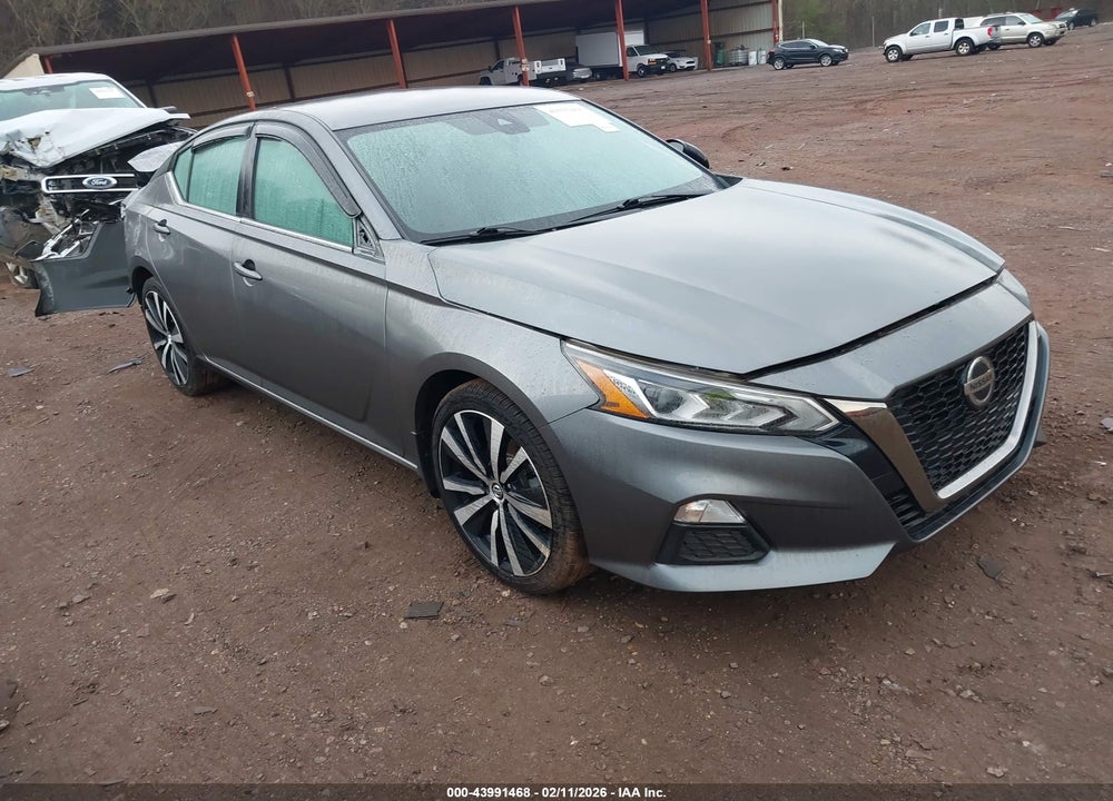 2020 NISSAN ALTIMA SR FWD VIN: 1N4BL4CV1LC180001