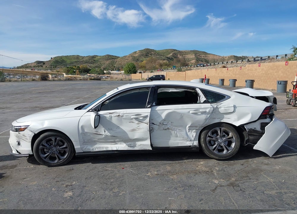 2023 HONDA ACCORD EX VIN: 1HGCY1F31PA038551