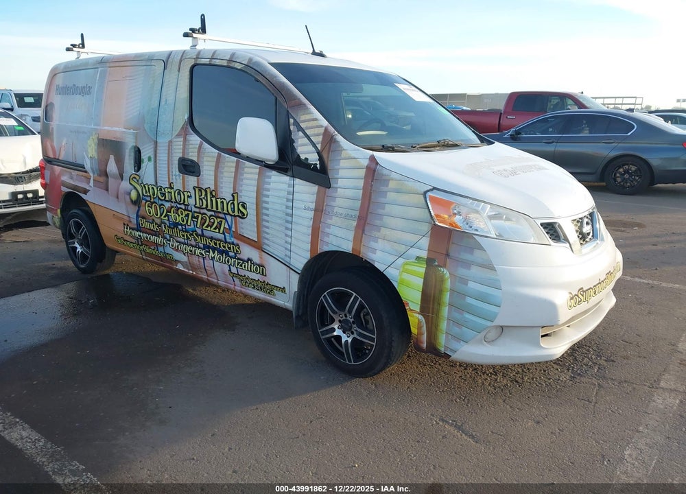 2015 NISSAN NV200 SV VIN: 3N6CM0KNXFK718888