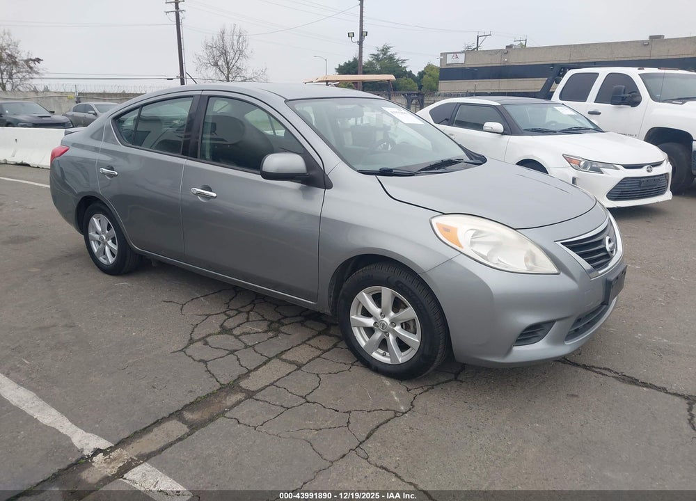 2014 NISSAN VERSA 1.6 SV VIN: 3N1CN7AP4EL831789