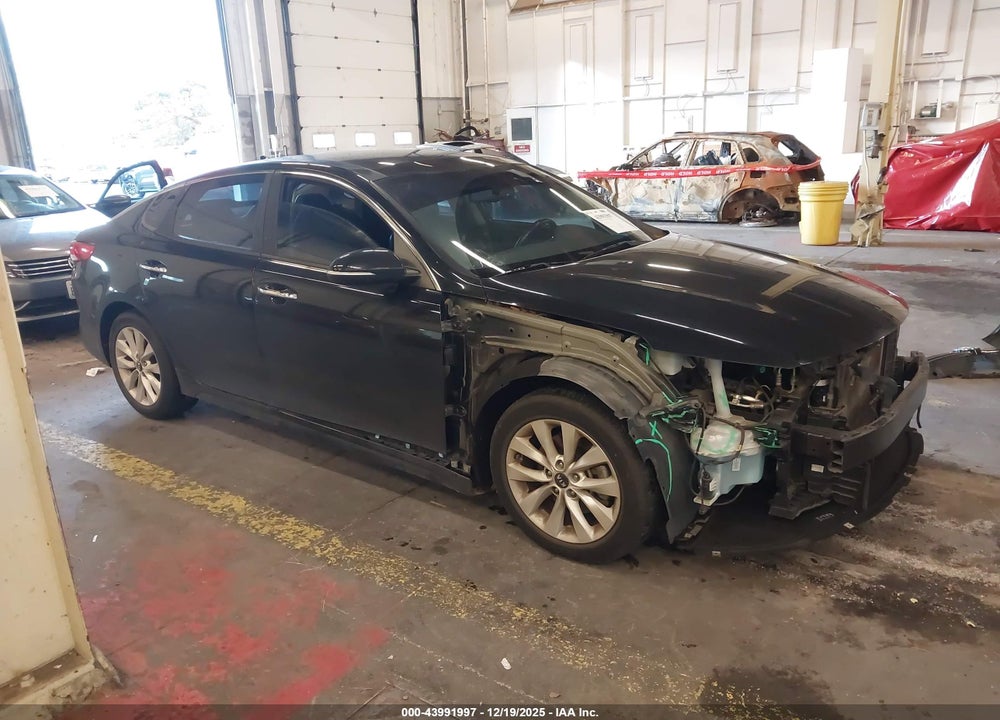 2016 KIA OPTIMA EX VIN: 5XXGU4L31GG096083