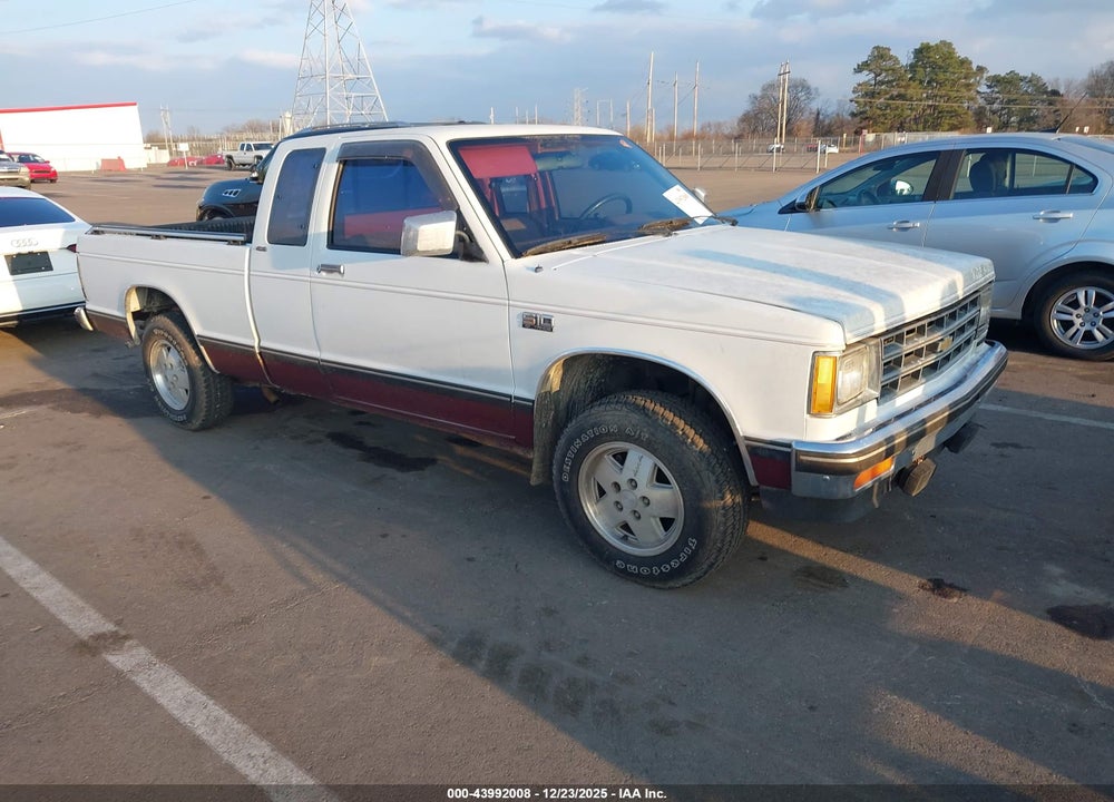 1987 CHEVROLET S TRUCK S10 VIN: 1GCCT14R1H2181287