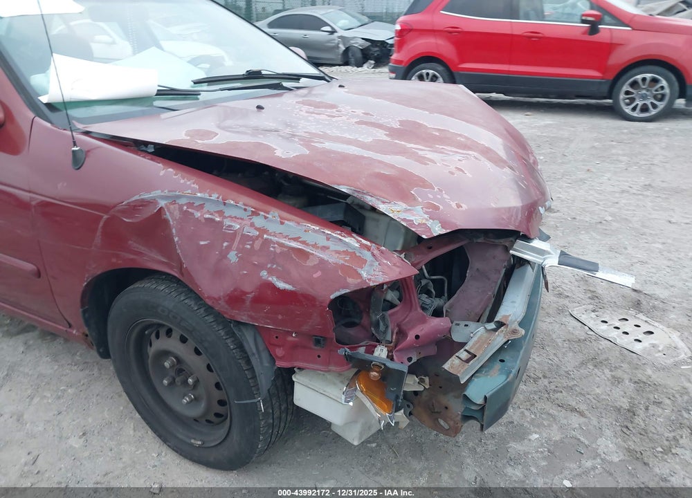 2000 NISSAN SENTRA VIN: 3N1CB51D5YL300267