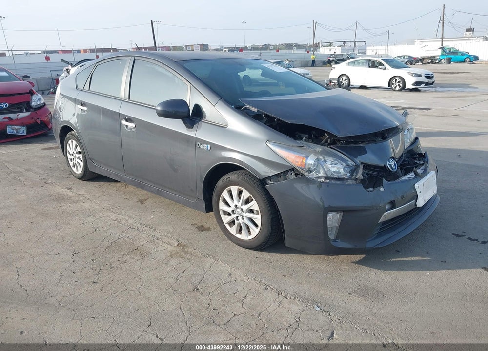 2015 TOYOTA PRIUS PLUG-IN VIN: JTDKN3DP8F3075085