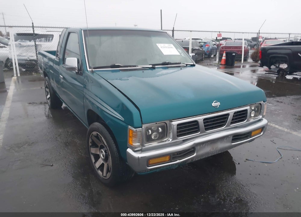 1996 NISSAN TRUCK KING CAB SE/KING CAB XE VIN: 1N6SD16S1TC352211