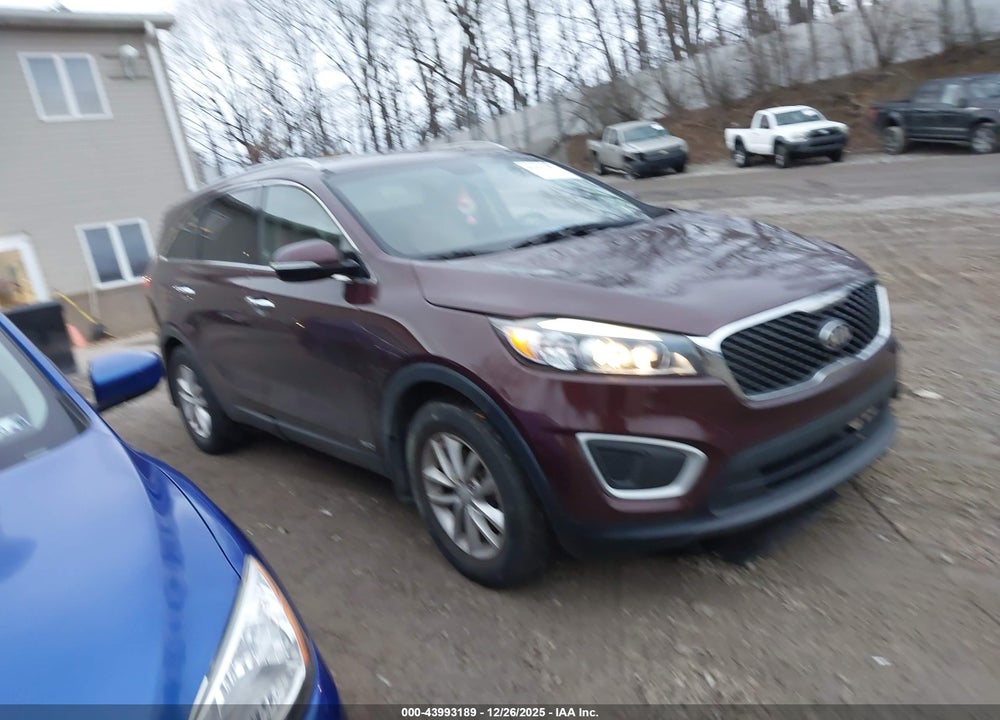 2017 KIA SORENTO 2.4L LX VIN: 5XYPGDA38HG319033