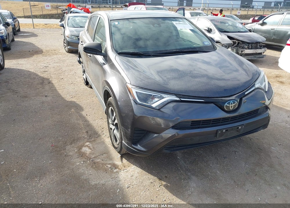 2018 TOYOTA RAV4 LE VIN: JTMZFREV1JJ177165