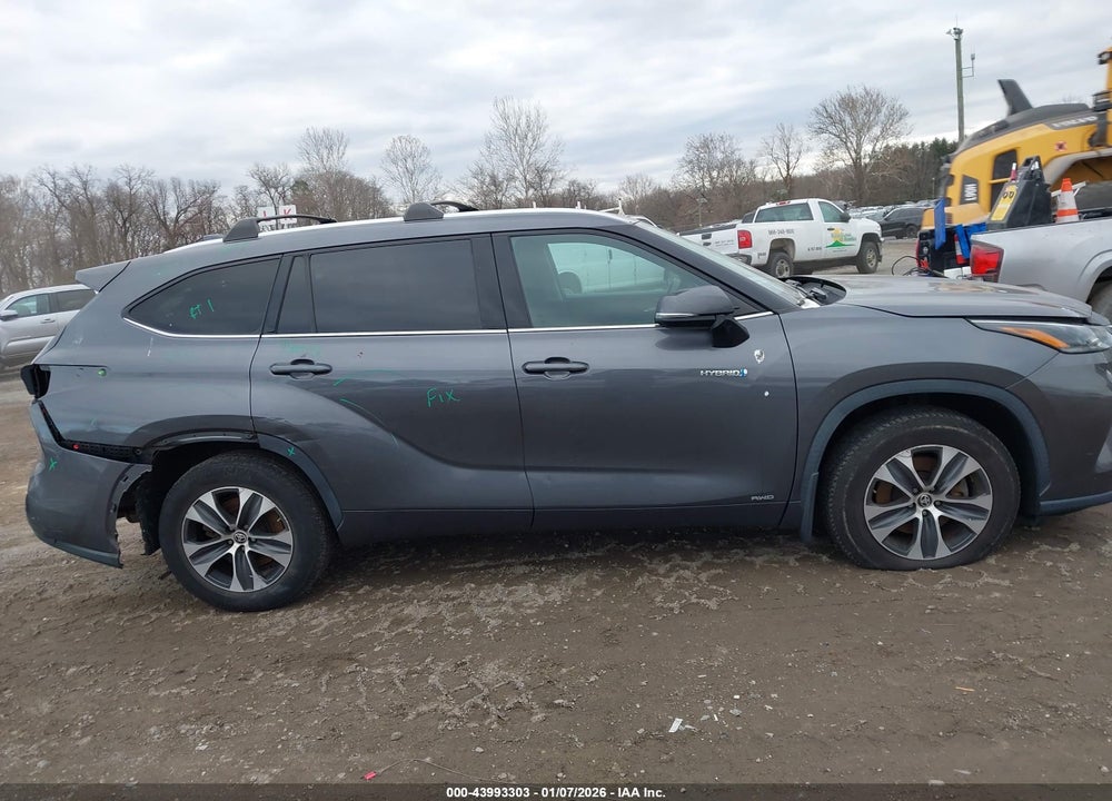 2021 TOYOTA HIGHLANDER HYBRID XLE VIN: 5TDGBRCH4MS535480