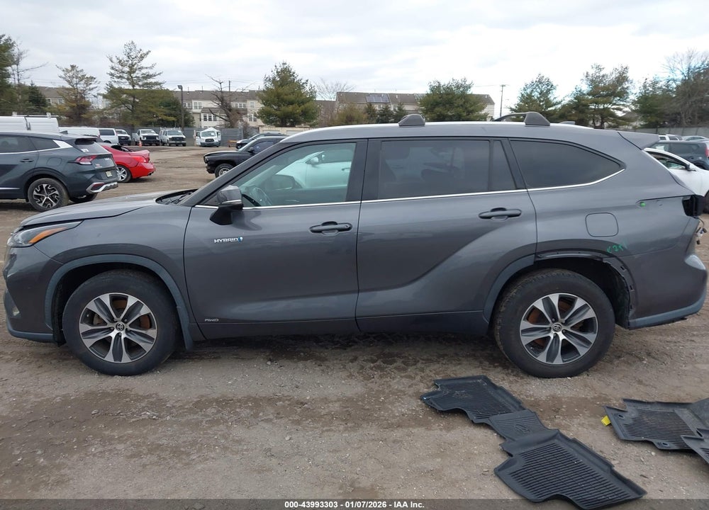 2021 TOYOTA HIGHLANDER HYBRID XLE VIN: 5TDGBRCH4MS535480