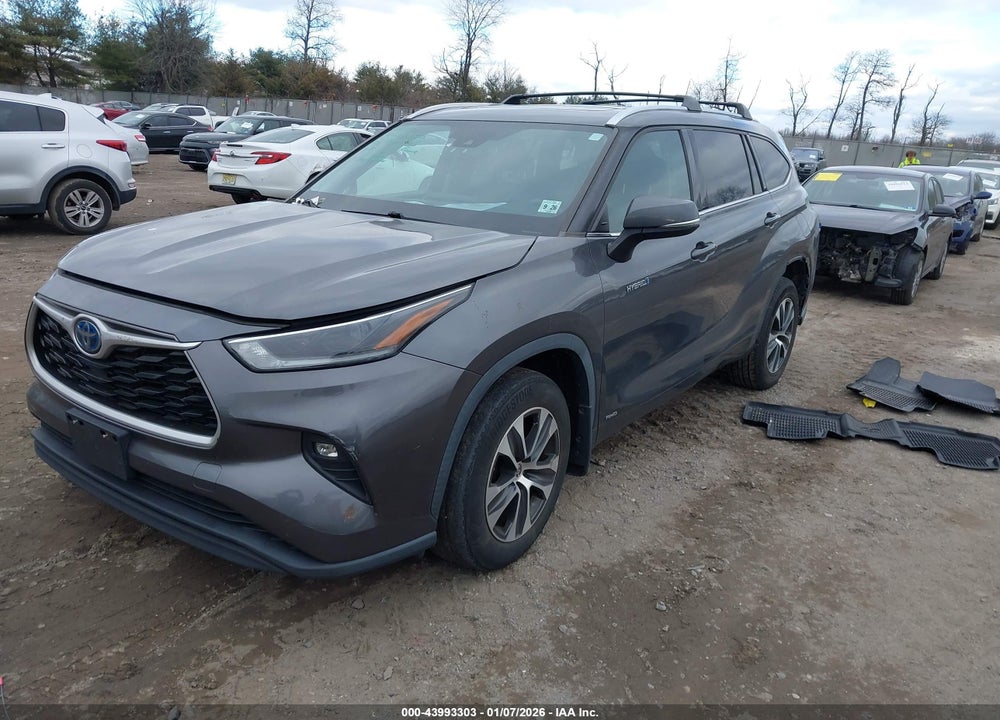 2021 TOYOTA HIGHLANDER HYBRID XLE VIN: 5TDGBRCH4MS535480