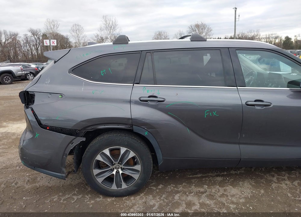 2021 TOYOTA HIGHLANDER HYBRID XLE VIN: 5TDGBRCH4MS535480