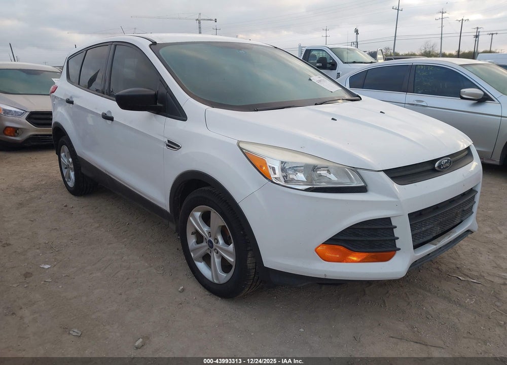 2016 FORD ESCAPE S VIN: 1FMCU0F73GUA20778