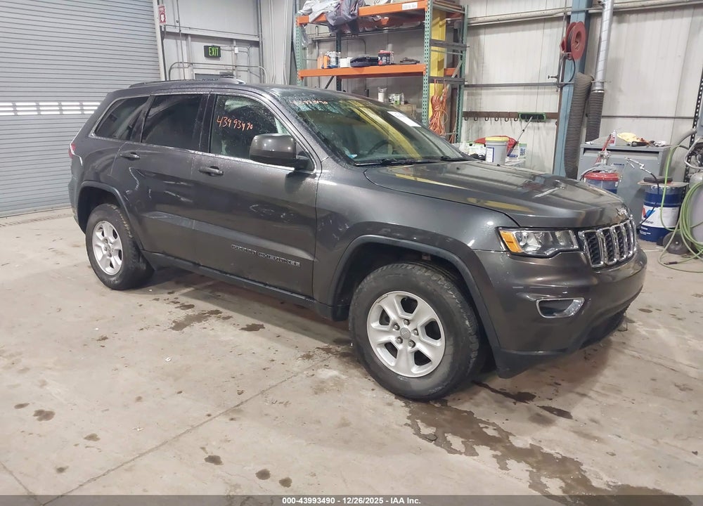 2017 JEEP GRAND CHEROKEE LAREDO 4X4 VIN: 1C4RJFAGXHC963159