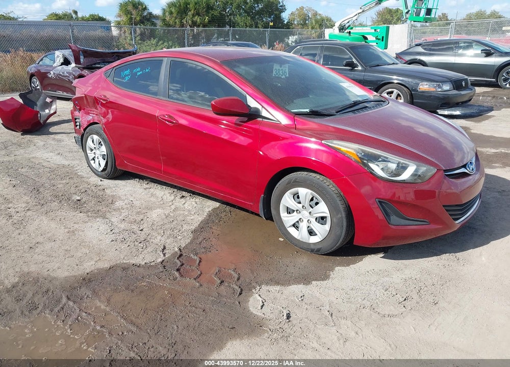 2016 HYUNDAI ELANTRA SE VIN: 5NPDH4AE1GH721100