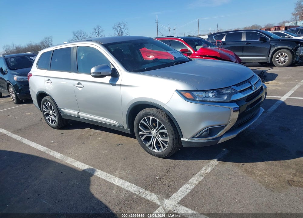 2018 MITSUBISHI OUTLANDER SE VIN: JA4AD3A37JJ002210