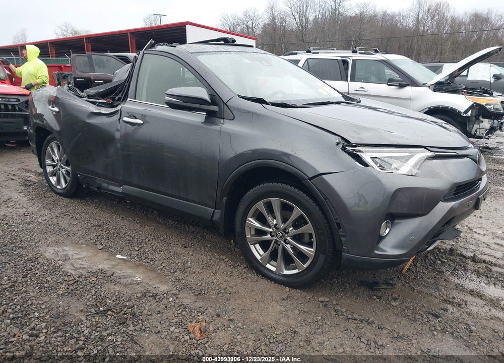 2017 TOYOTA RAV4 LIMITED VIN: JTMDFREV1HJ135082