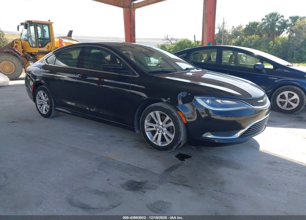 2015 CHRYSLER 200 LIMITED VIN: 1C3CCCABXFN557827