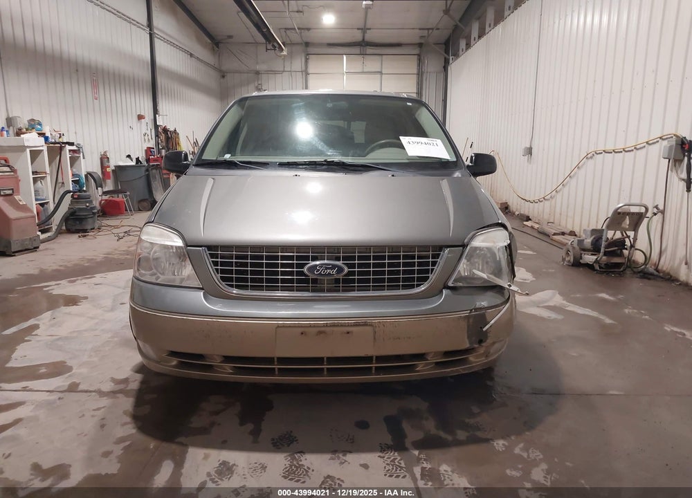 2004 FORD FREESTAR LIMITED VIN: 2FMZA58284BB23844