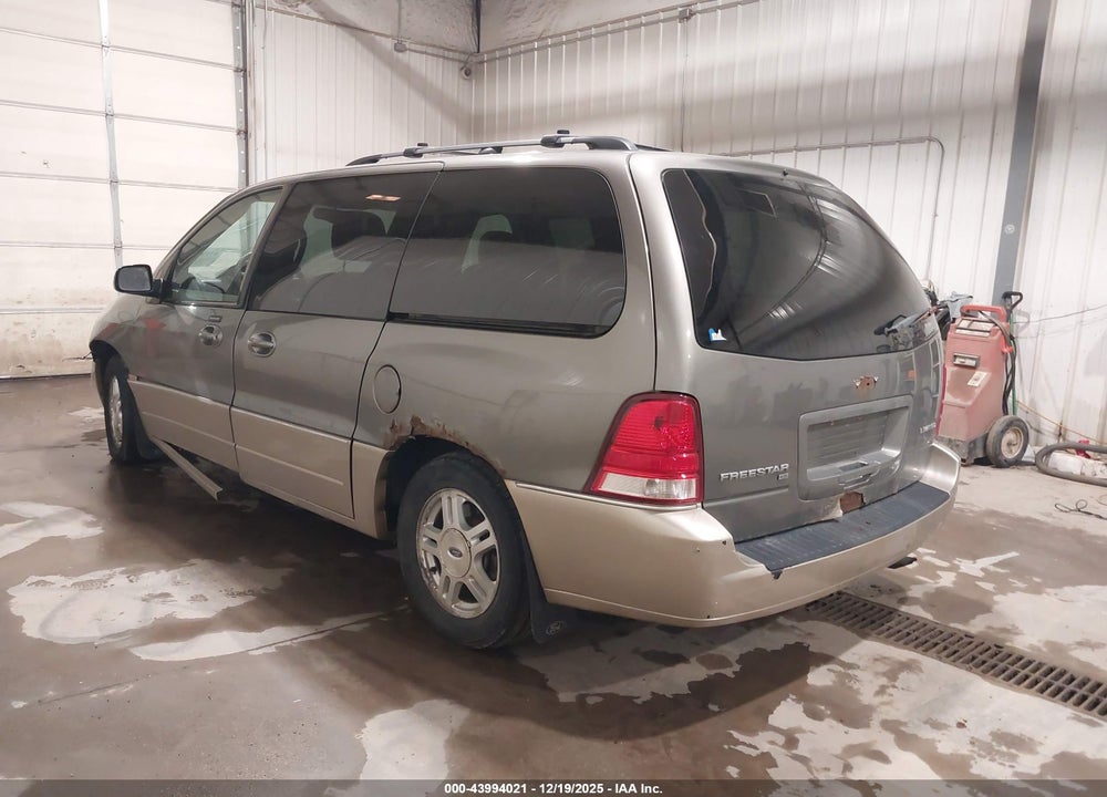 2004 FORD FREESTAR LIMITED VIN: 2FMZA58284BB23844