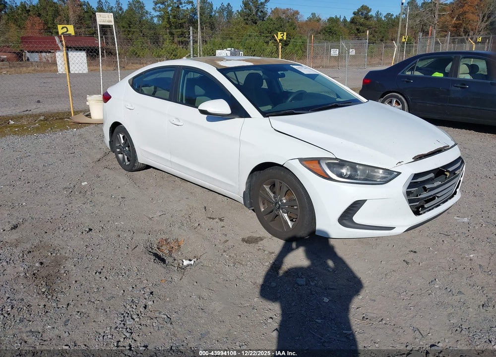 2017 HYUNDAI ELANTRA SE VIN: 5NPD84LF7HH161512
