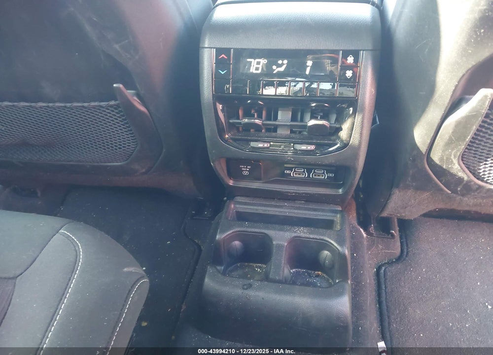 2024 JEEP GRAND CHEROKEE L LAREDO VIN: 1C4RJKAG7R8578428