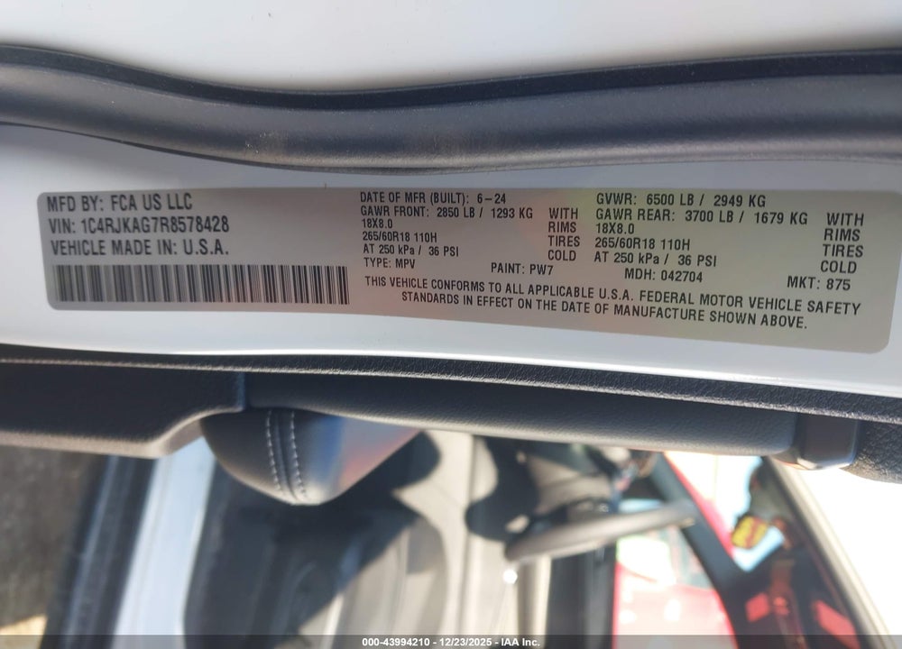 2024 JEEP GRAND CHEROKEE L LAREDO VIN: 1C4RJKAG7R8578428
