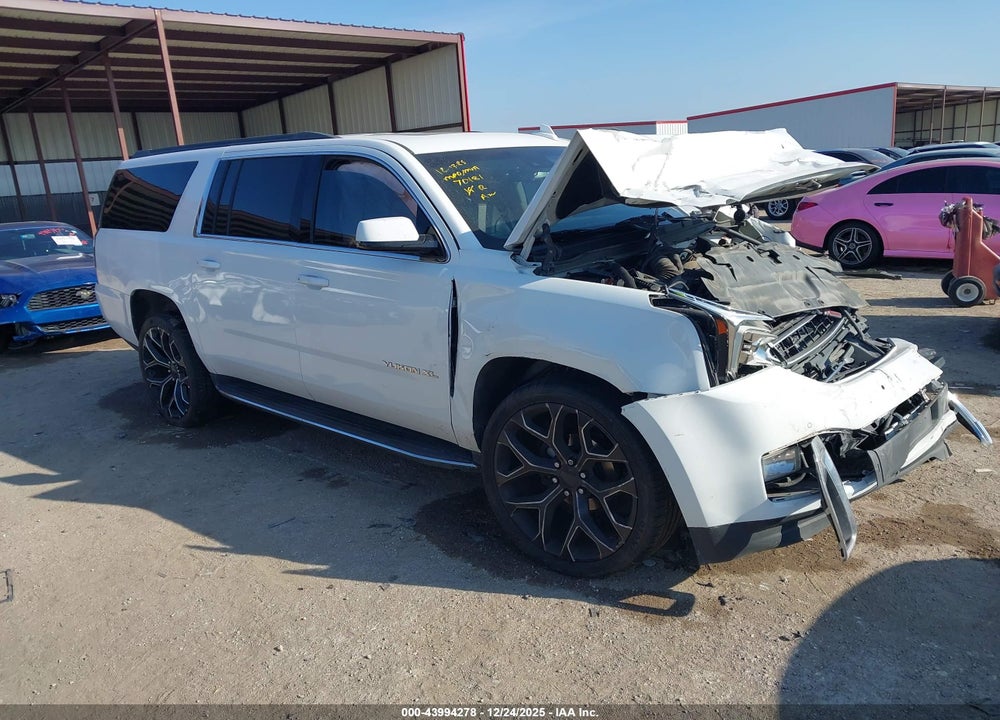 2019 GMC YUKON XL SLT VIN: 1GKS1GKC3KR353230