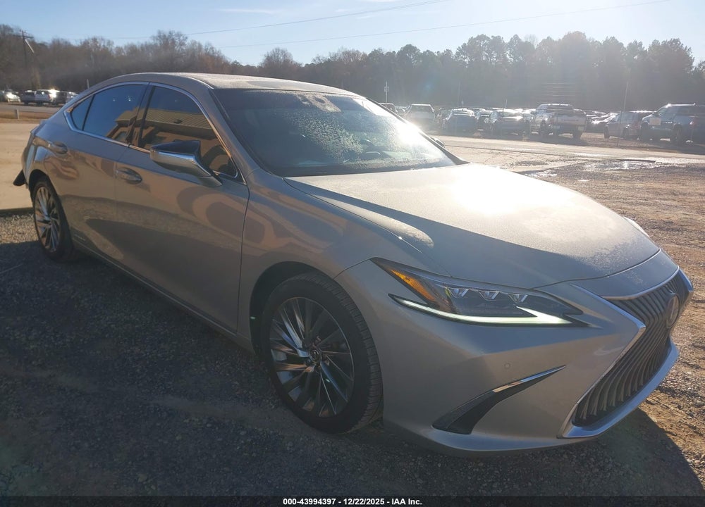 2021 LEXUS ES 300H ULTRA LUXURY VIN: 58AFA1C10MU004408