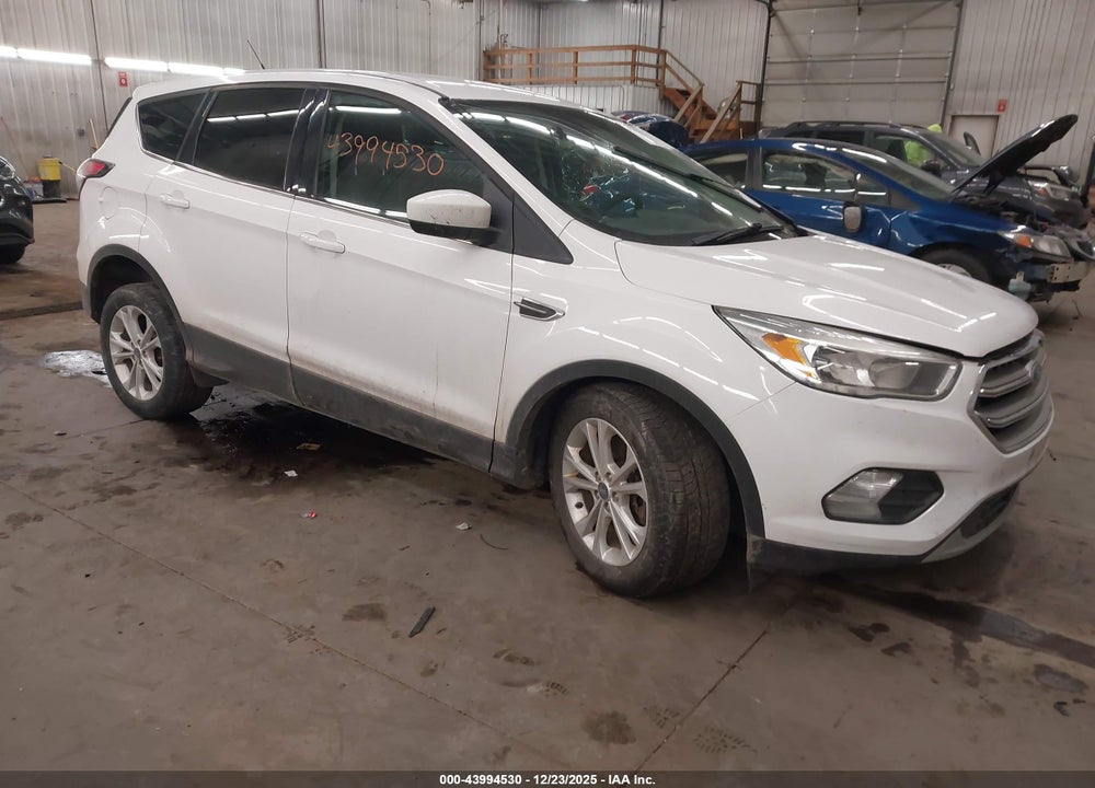 2017 FORD ESCAPE SE VIN: 1FMCU9G97HUA69620