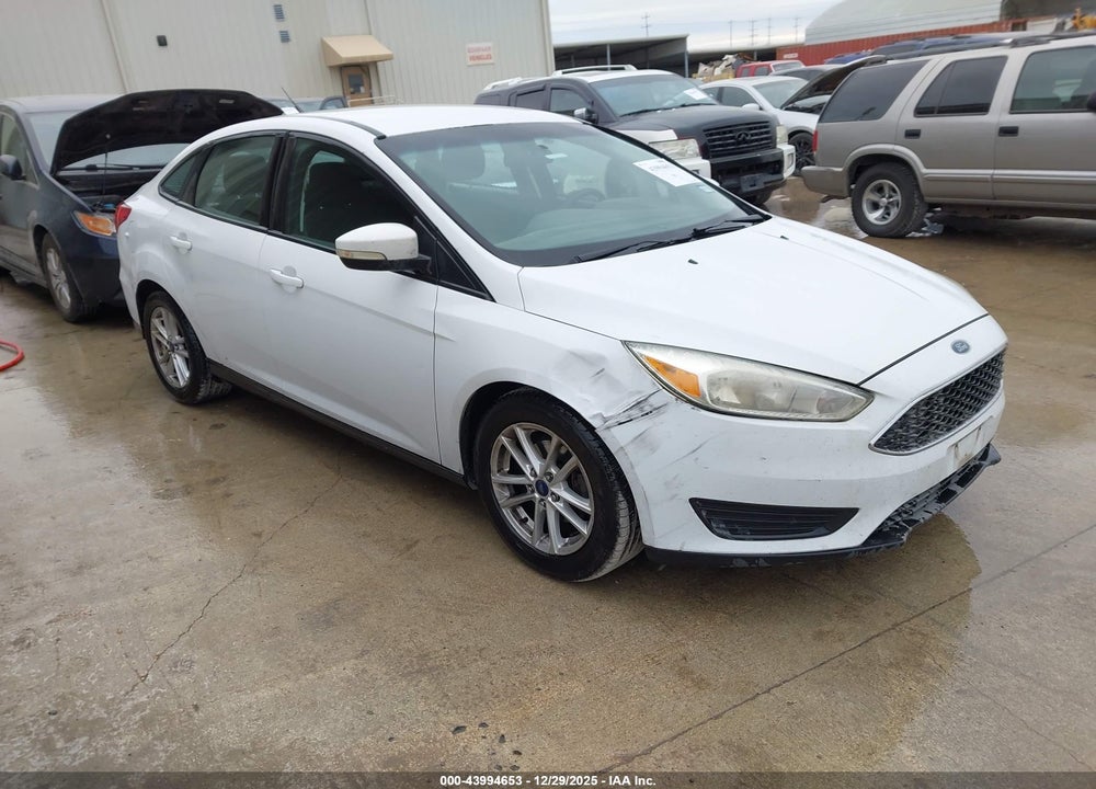 2016 FORD FOCUS SE VIN: 1FADP3F27GL340834