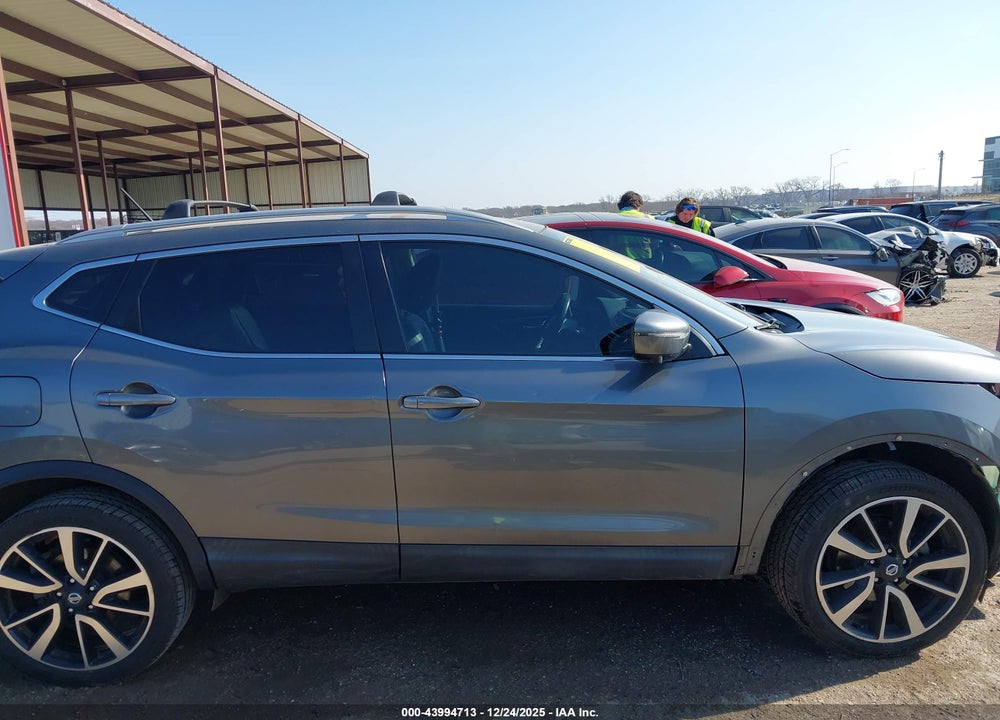 2019 NISSAN ROGUE SPORT SL VIN: JN1BJ1CP0KW213828