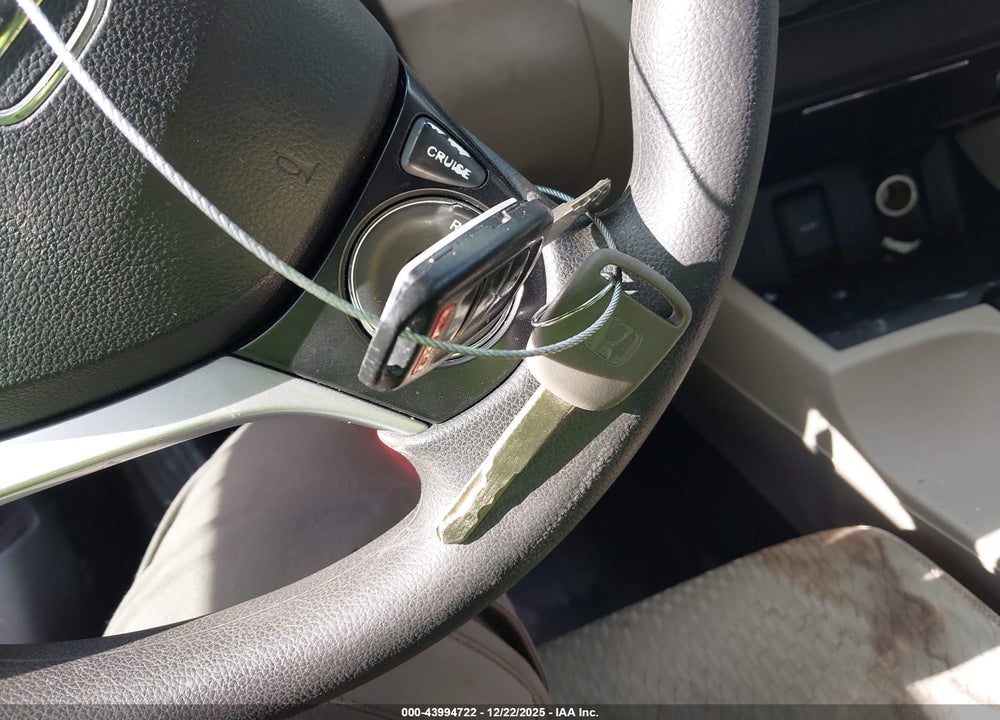 2014 HONDA CIVIC LX VIN: 19XFB2F5XEE204967
