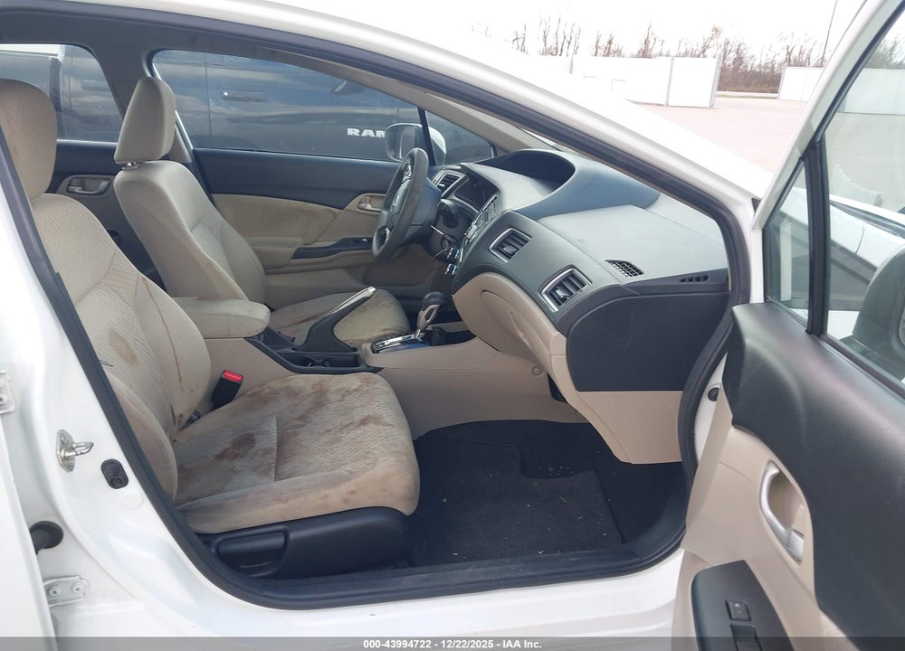2014 HONDA CIVIC LX VIN: 19XFB2F5XEE204967