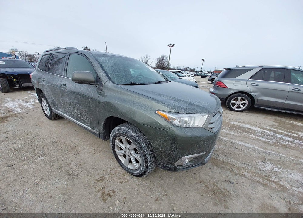 2013 TOYOTA HIGHLANDER SE V6 VIN: 5TDBK3EH8DS189275