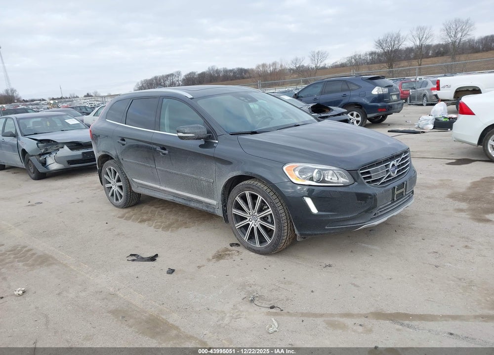 2016 VOLVO XC60 T6 PLATINUM VIN: YV4902RM2G2813151