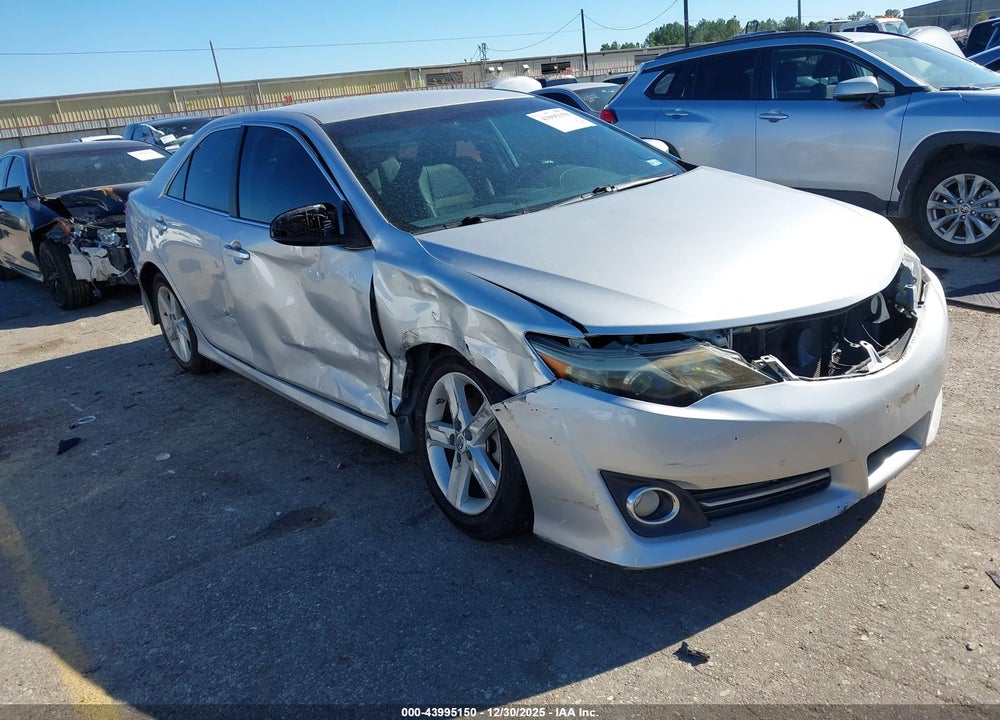 2013 TOYOTA CAMRY SE VIN: 4T1BF1FK0DU702769
