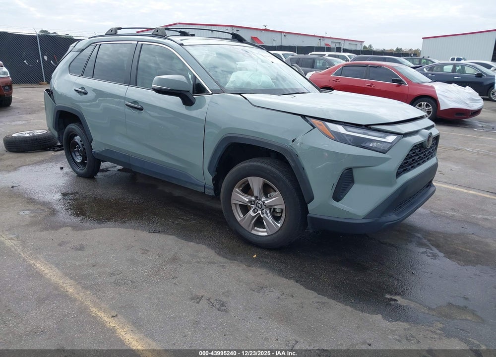 2022 TOYOTA RAV4 XLE VIN: 2T3W1RFVXNW225558