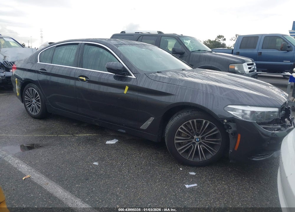 2019 BMW 540I VIN: WBAJE5C54KG919789