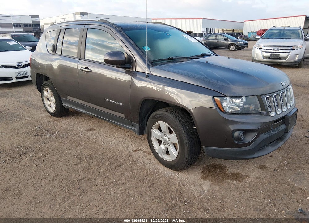 2017 JEEP COMPASS LATITUDE FWD VIN: 1C4NJCEB3HD198401