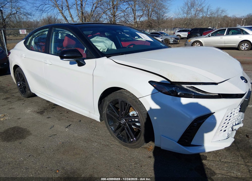 2025 TOYOTA CAMRY XSE VIN: 4T1DBADKXSU007218