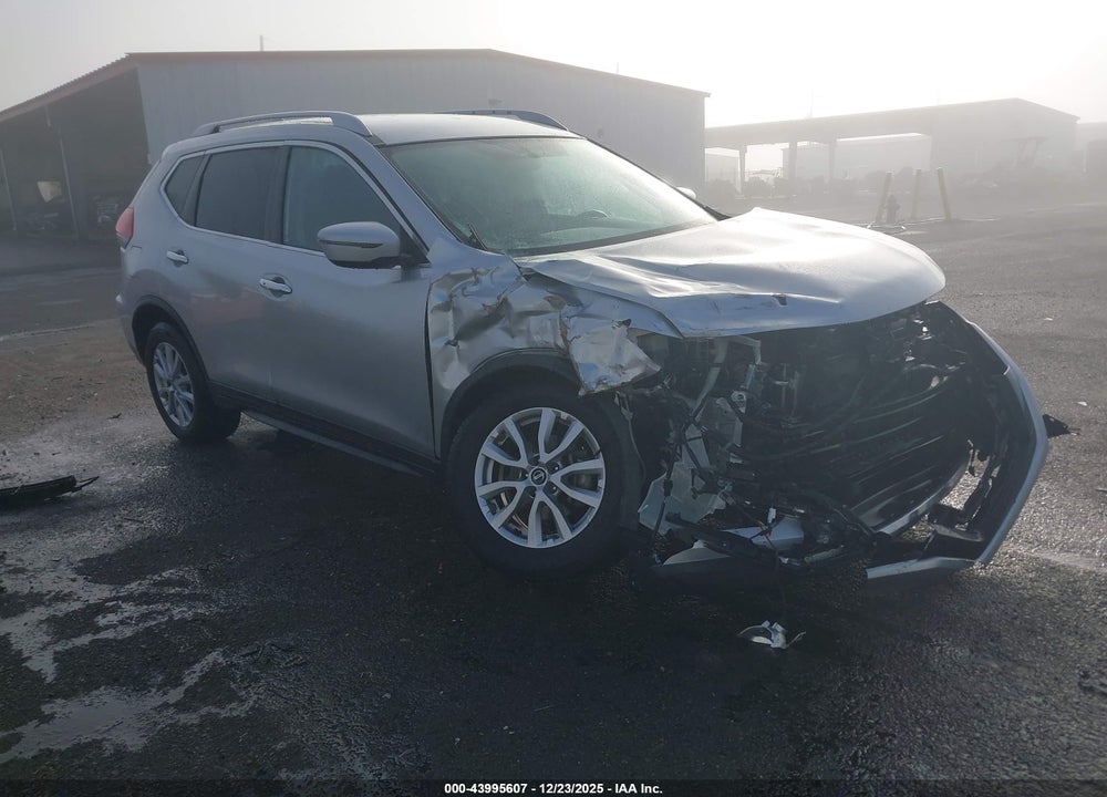2018 NISSAN ROGUE SV VIN: KNMAT2MVXJP513486