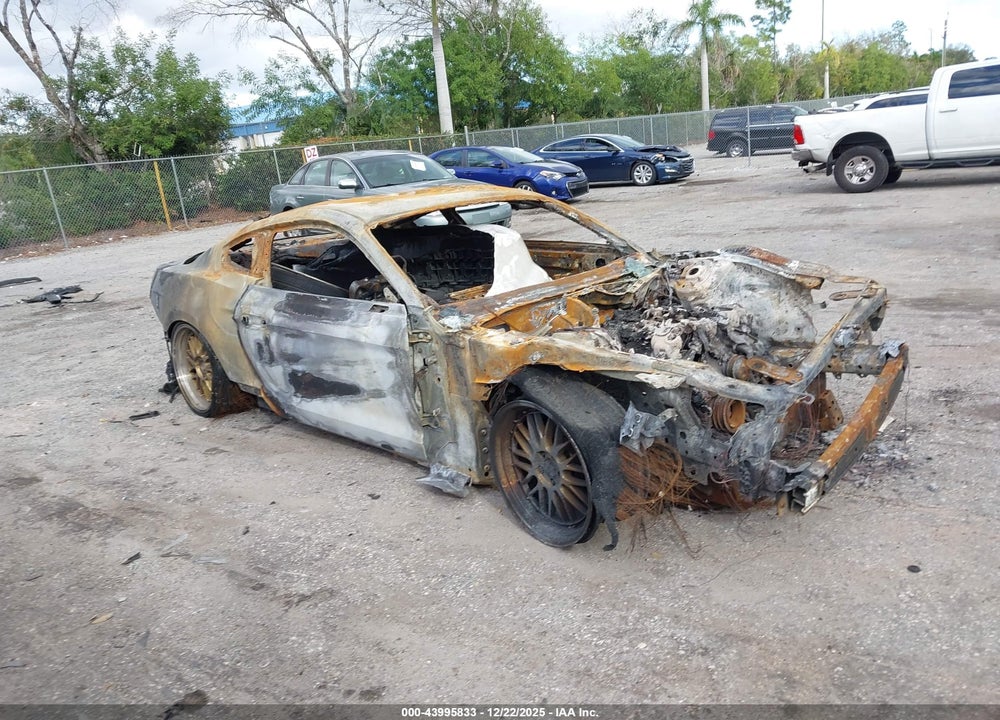 2016 FORD MUSTANG V6 VIN: 1FA6P8AM1G5326396