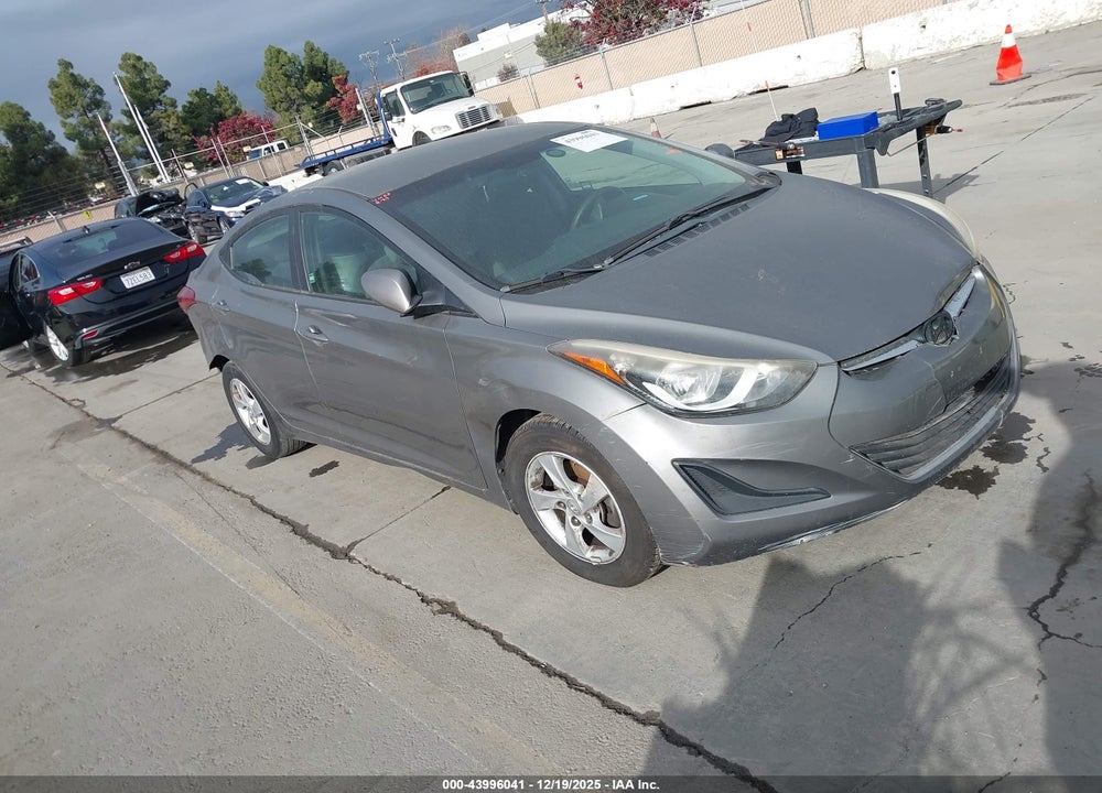 2014 HYUNDAI ELANTRA SE VIN: 5NPDH4AE9EH500454